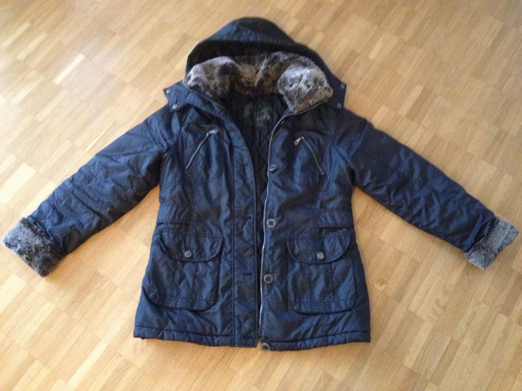 Giacche: Damen Winterjacke Gr. M – Usato da Luzern venduto da meistei