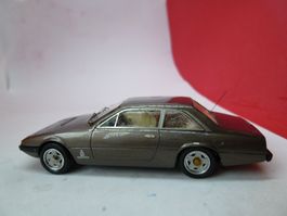Ferrari 365GT4 2+2 - anthrazit - DEFEKT - Teilelieferant !