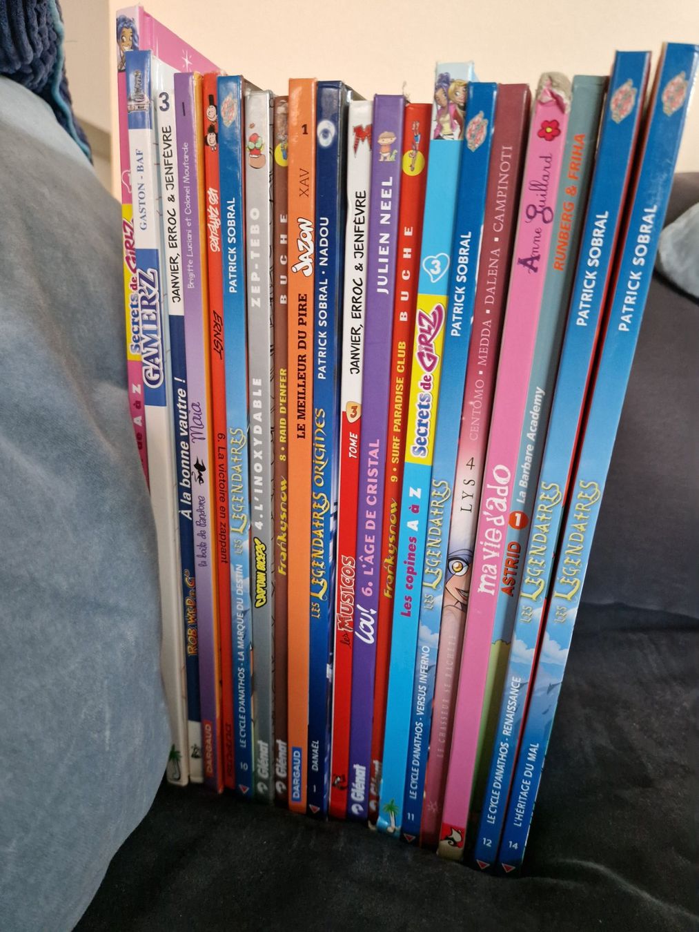 Comics: Lot 20 BD jeunesse ado – Gebraucht aus Villars-sur-Glâne von Mark_988 1