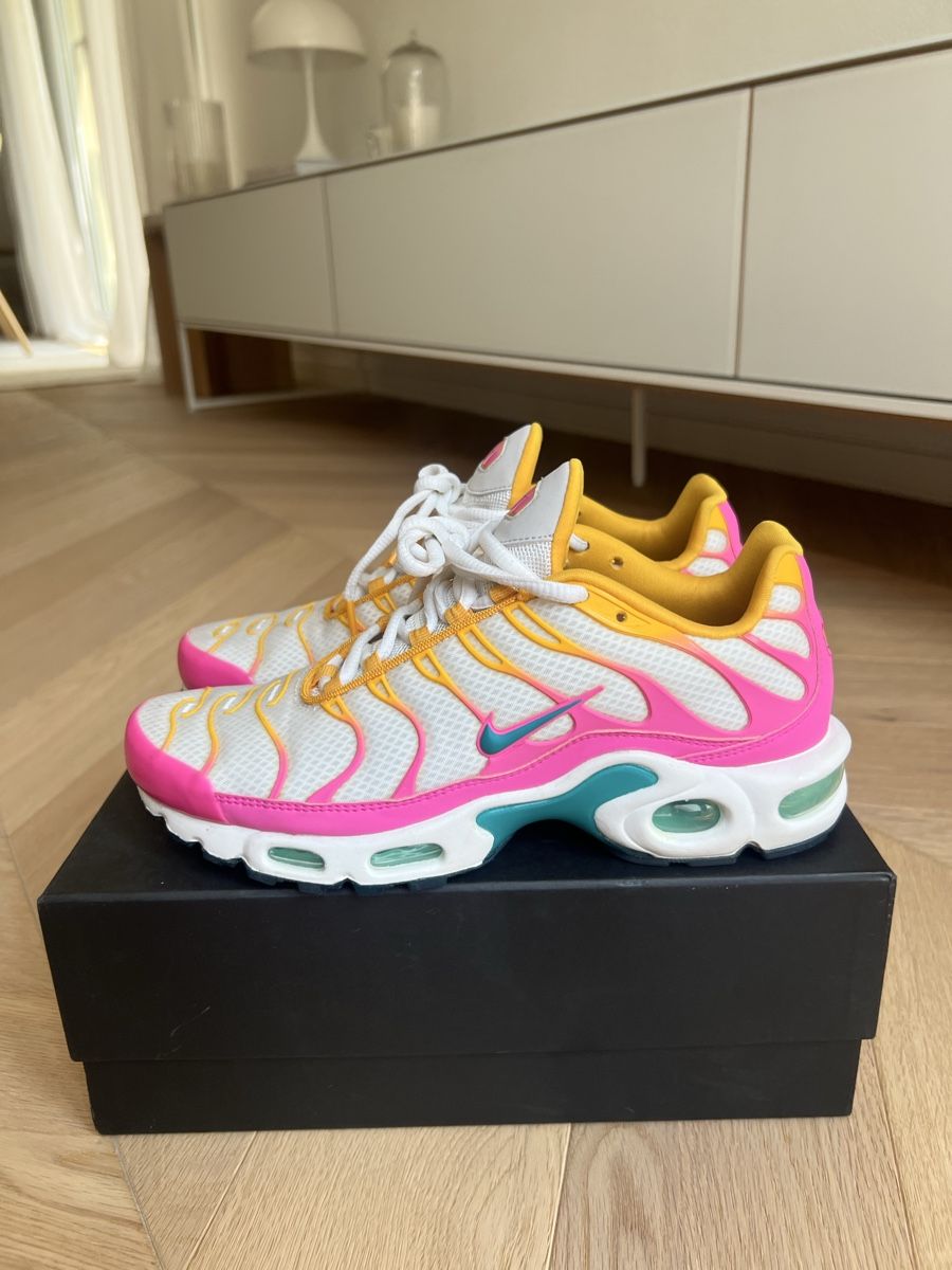 Nike Scarpe da uomo: Nike Air Max Plus TN Tuned – Nuovo (secondo la descrizione) da Kreuzlingen venduto da Lamaro45
