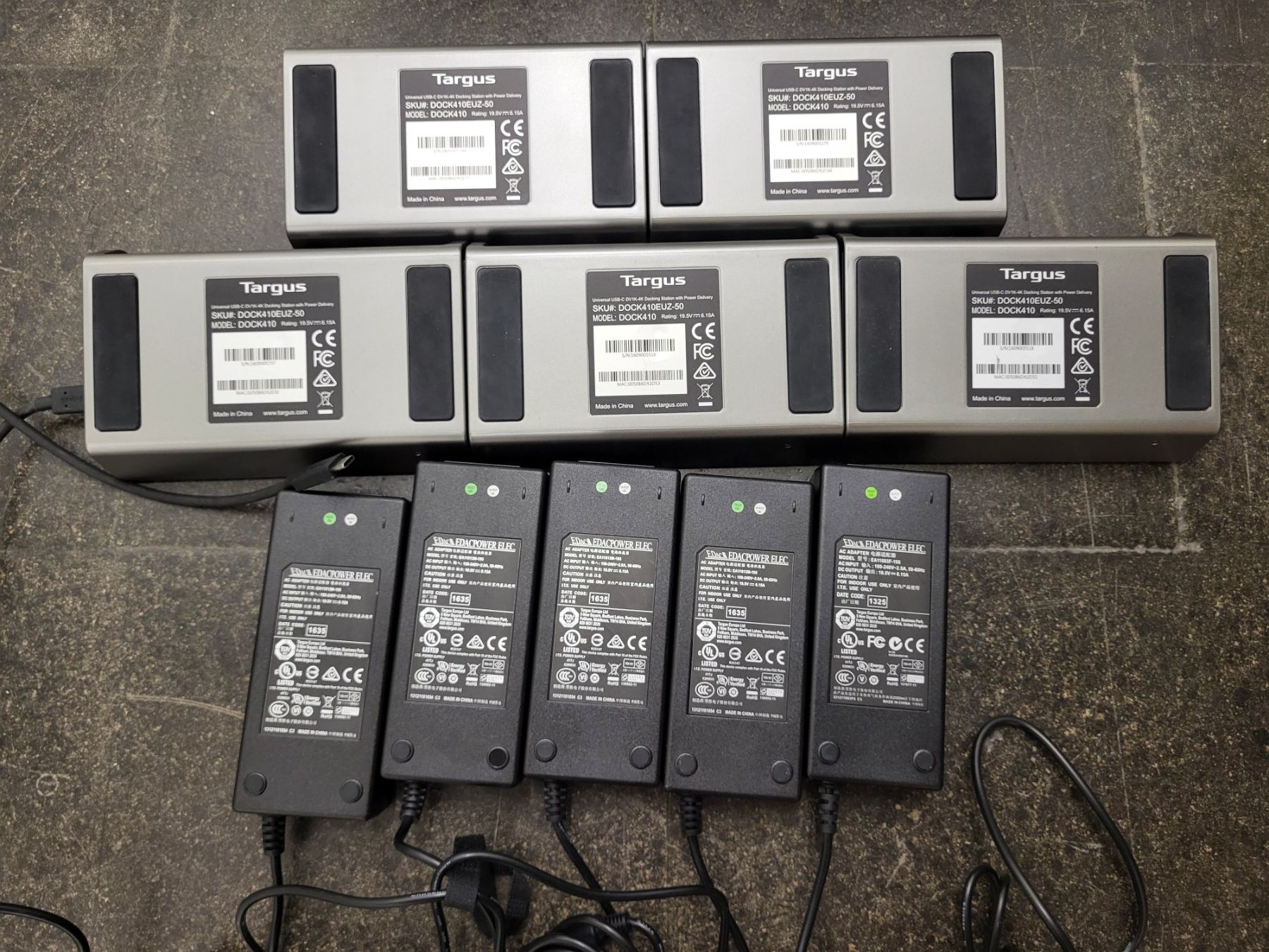 Targus Dockingstation: 5x Targus DOCK410 USB-C Dockingstation + 5 Netzteile – Gebraucht aus Basel von LabLoop_Supply 1