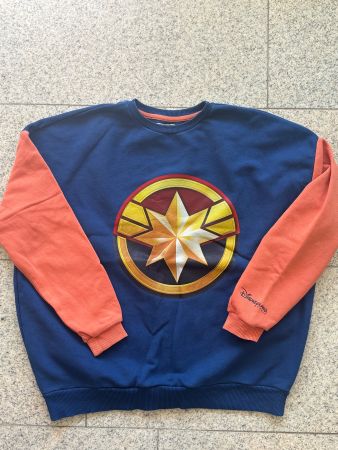 Disneyland Paris Marvel Captain Pullover XS