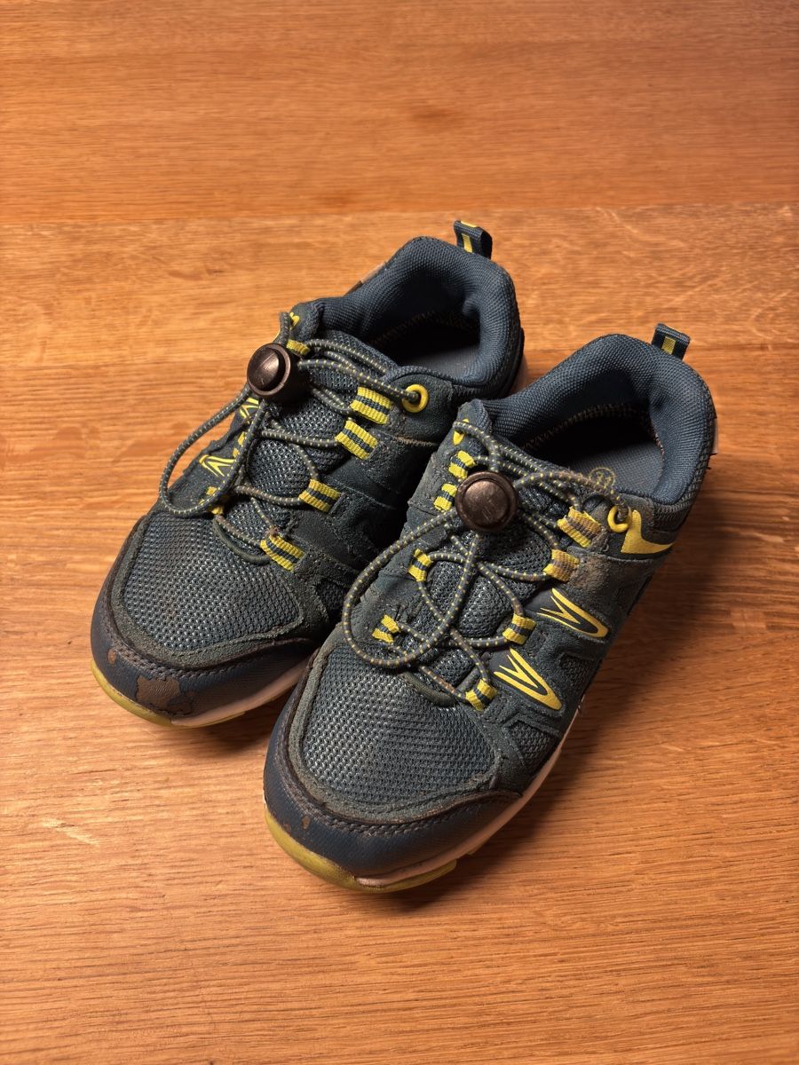 Scarpe per ragazzi: Crane Kidsport size 31 trainers – Usato da Grabs venduto da MDS77