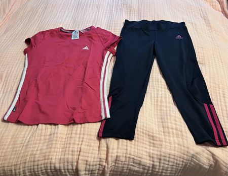 Adidas Damen Set Gr. 38 T-Shirt und 3/4 Hose Gr. S