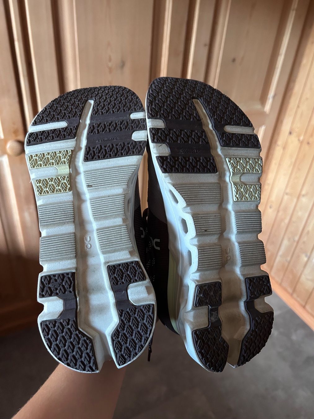 On Scarpe da donna: Damen On Schuhe waterproof, Gr. 39 – Usato da Grabserberg venduto da wenand95 4