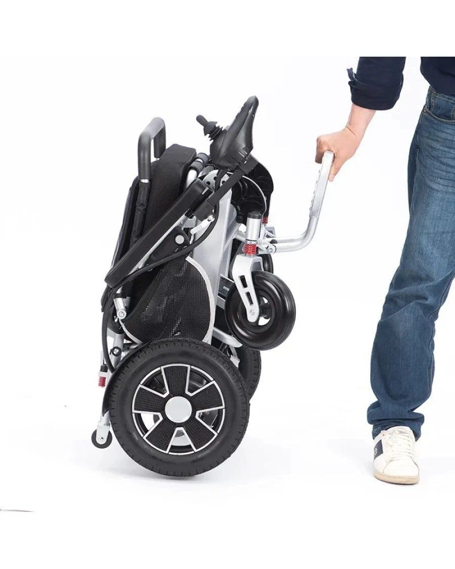 Chaises roulantes: Elektrischer Rollstuhl - Zusammenlegbar – Neuf avec emballage d'origine à Bünzen par Turbolino5 4