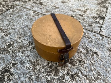Belle Epoque Schachtel Box Kragen