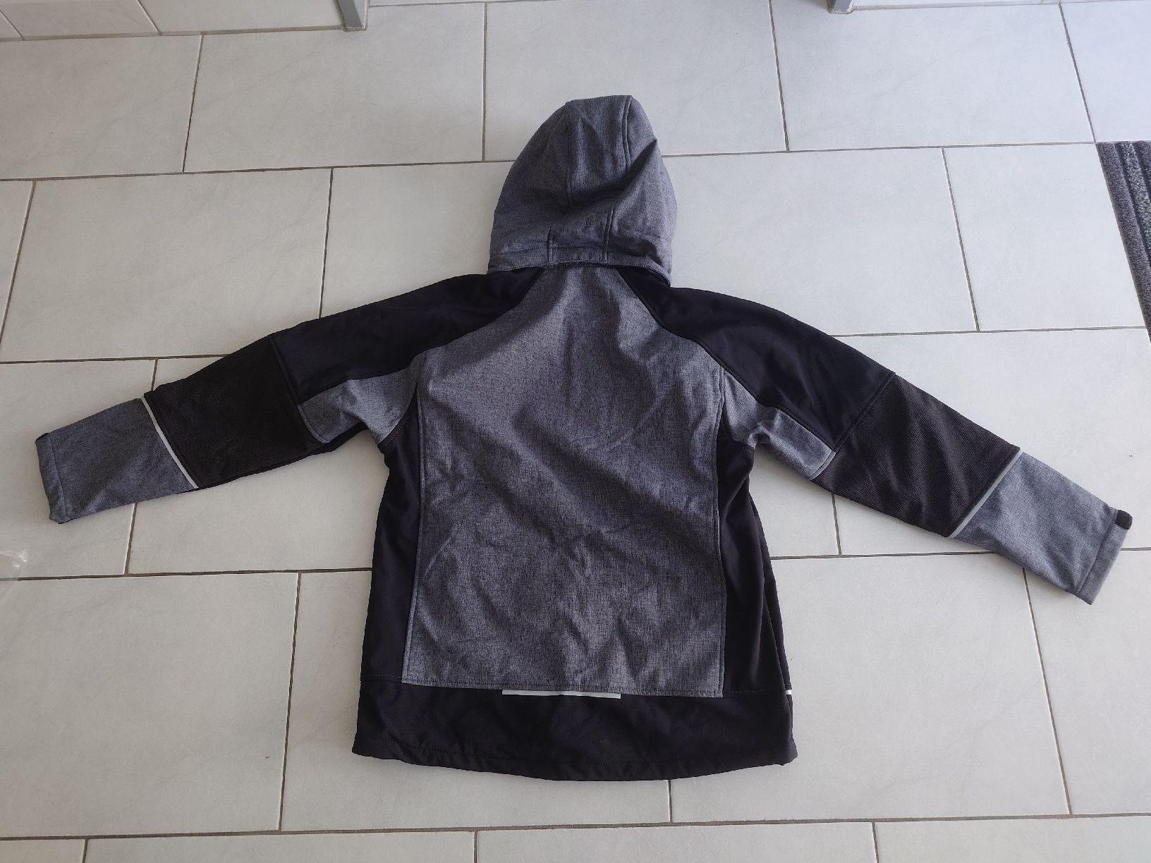 Giacche: Neue Softshelljacke Good View Grösse XXL – Nuovo e nell'imballaggio originale da Bätterkinden venduto da Grooovy 1