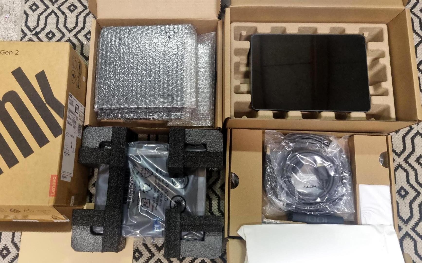 Lenovo PC: Lenovo ThinkSmart Core Gen 2 + Logitech Tap / Cat5e Kit – Nuovo e nell'imballaggio originale da Collonges venduto da arashee