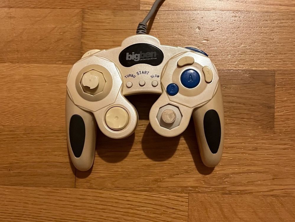 Nintendo Gamecube und Wii mit Zubehör und Spielen Kaufen auf Ricardo