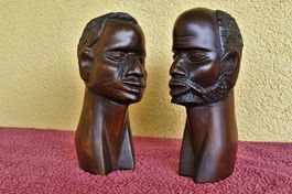 Afrikanische Holzschnitzkunst