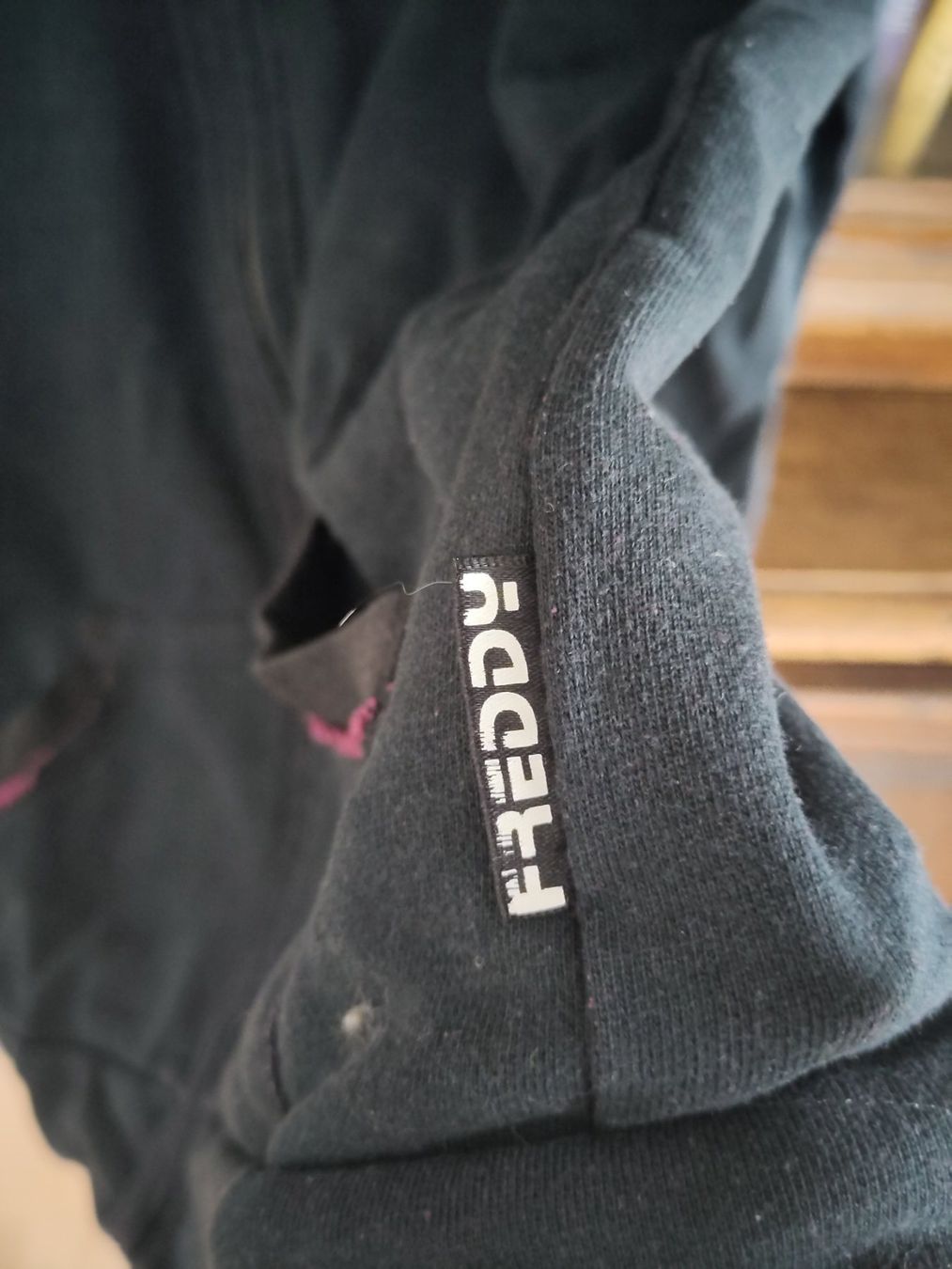 Freddy Pullover & Sweatshirts: Freddy Pullover – Gebraucht aus Zürich von Saf12 2