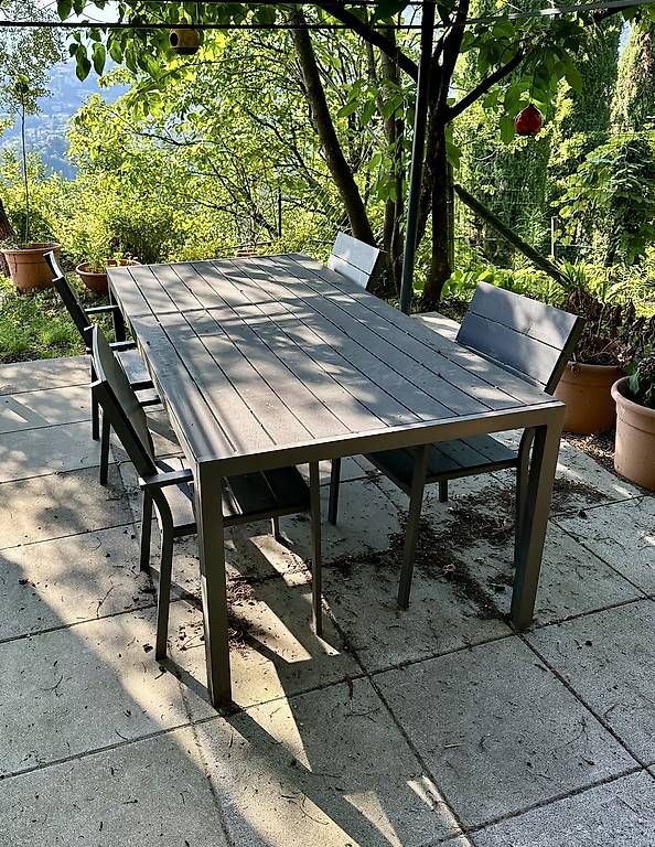 Tische: Tavolo e sedie da giardino – Gebraucht aus Davesco-Soragno von yan_x2wj