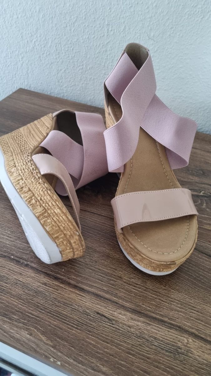 Damenschuhe: Pink Women's Wedge Gr. 38 – Gebraucht aus Frauenfeld von eun_275d 1