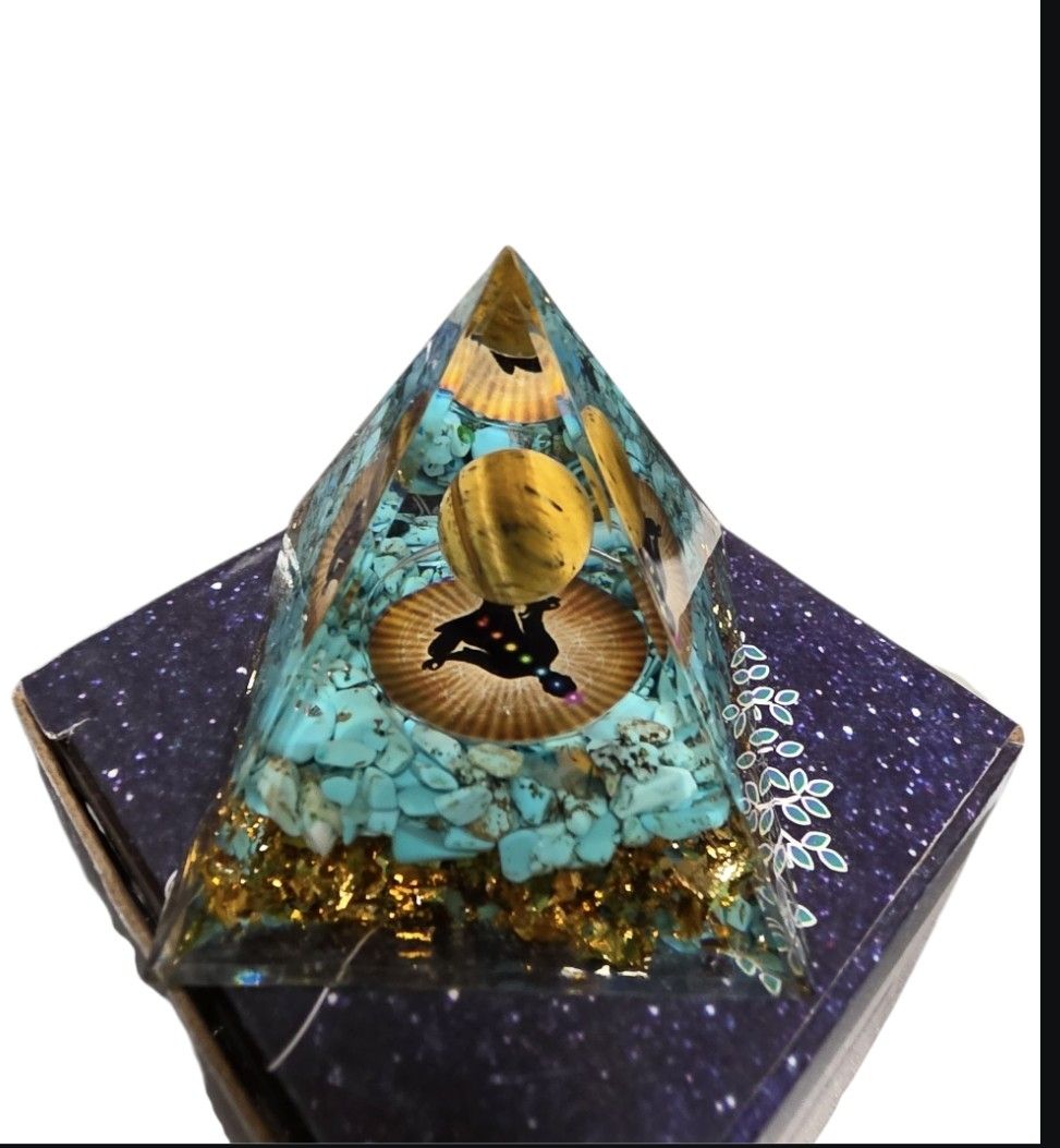 Pietre preziose: Lot de 3 piramides orgonite – Nuovo e nell'imballaggio originale da Vernier venduto da 19pigments 1
