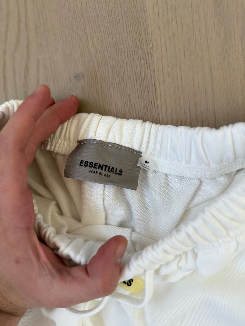 Fear of God Pantalons: Essentials Shorts M – Neuf (Voir description) à Allschwil par lor_6cgq 5