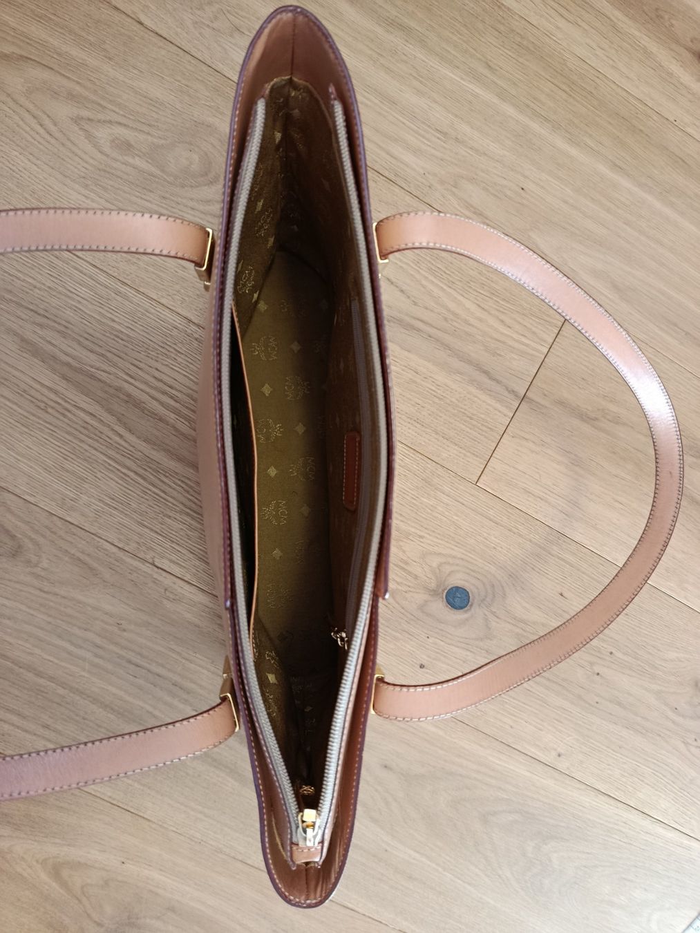 Mcm Taschen für Damen: MCM Shopper – Gebraucht aus Unterägeri von rockundco 7