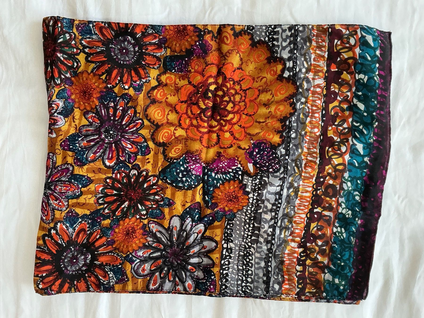 Foulard & Sciarpe: Seidenschal 35x 180 cm – Usato da Zürich venduto da Janakpur