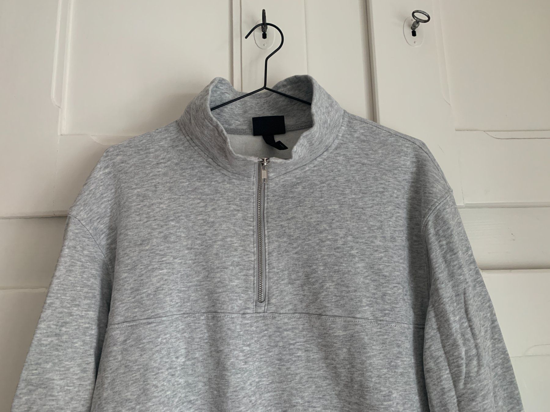 H&M Pullover & Sweatshirts: Sweatshirt hellgrau meliert - L – Gebraucht aus Zürich von Diazaio 1