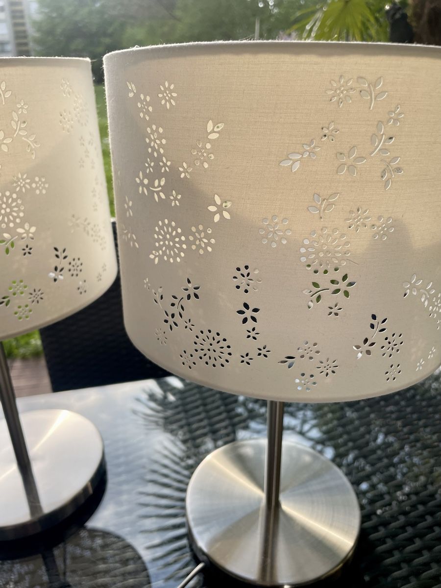 Lampade: 2er Set Tchibo Tischlampen, Stoffschirm, Silberfuss – Usato da Muri b. Bern venduto da Lucy016 1