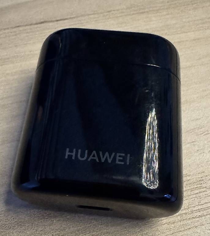 Cuffie: Cuffie HUAWEI  – Usato da Taverne venduto da lui_6wvq