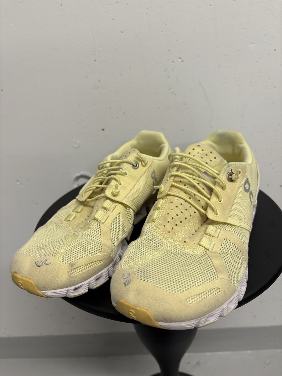 On Damenschuhe: On Laufschuhe Gr. 37.5 gelb Cloud 5 Sneaker – Gebraucht aus Regensdorf von secondchancefashion 1