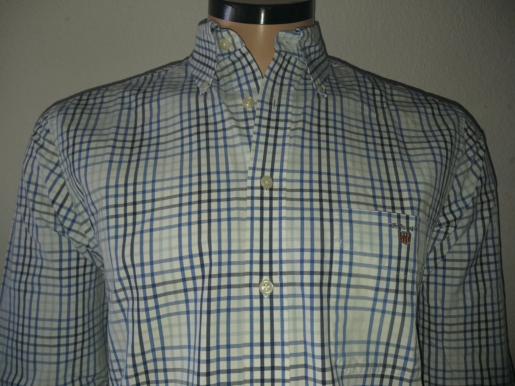 Gant Hemden: GANT Chemise / Hemd REGULAR FIT taille / Grosse M – Gebraucht aus Cossonay-ville von Super-Price-Quality 1