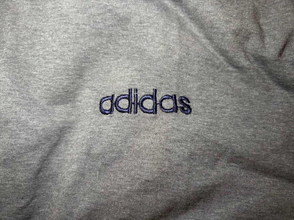 Adidas T-shirt: Adidas Shirt Langarm – Usato da Köniz venduto da Esmada 2