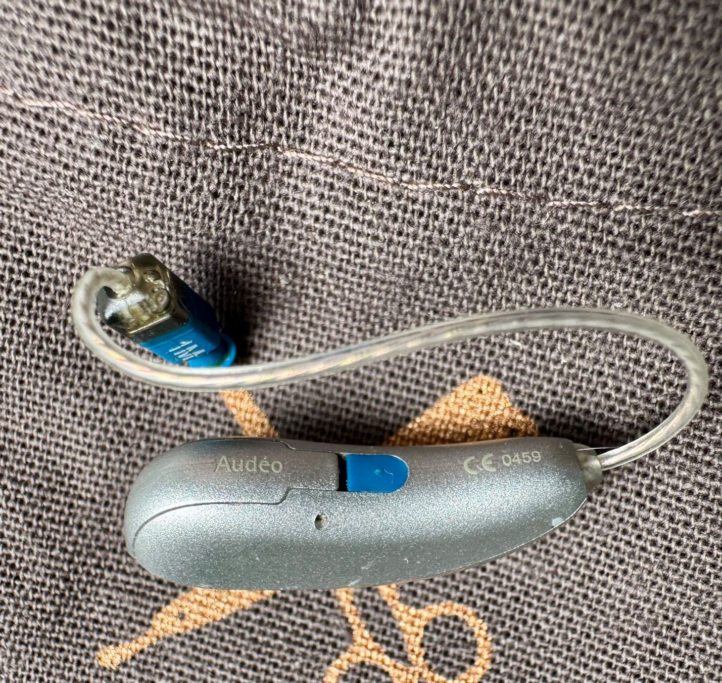 Phonak Attrezzature mediche: Phonak Audéo M30 312 Hörgerät Links – Usato da Hermetschwil-Staffeln venduto da Mobile2013 4