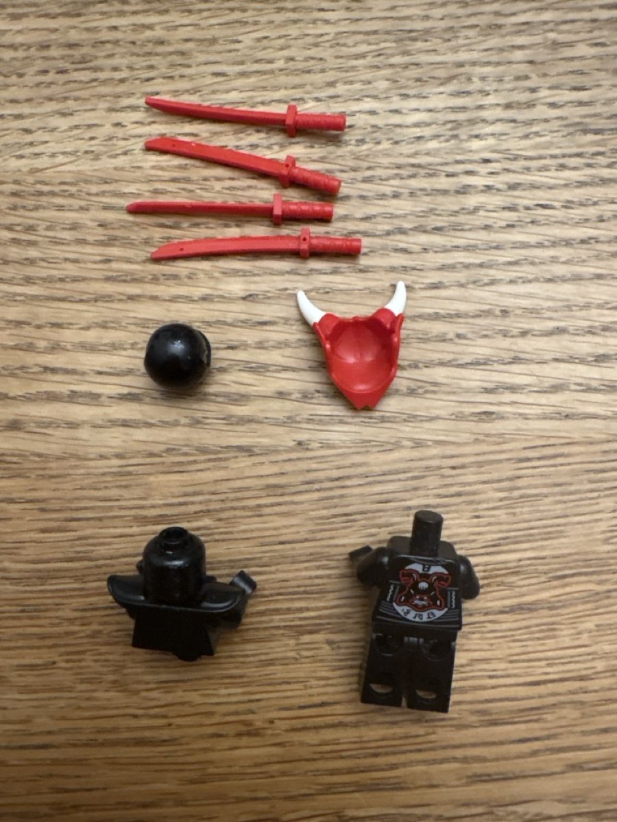 Lego Jouets: Mr. E Lego Ninjago Minifigur – D'occasion à Wohlen b. Bern par Empress 2