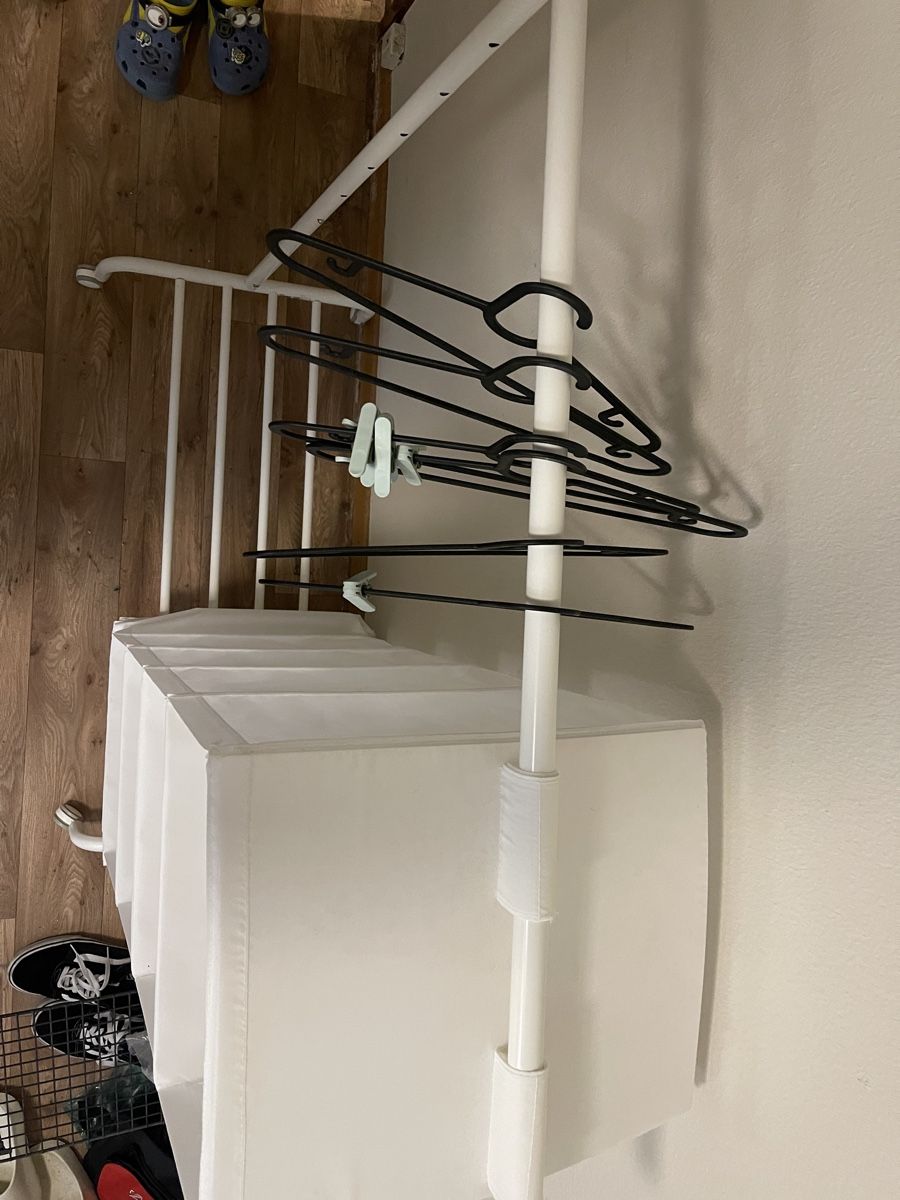 Ikea Guardaroba: IKEA RIGGA Height Adjustable Cloth Rack – Nuovo (secondo la descrizione) da Zürich venduto da Jiajun_Peng 1
