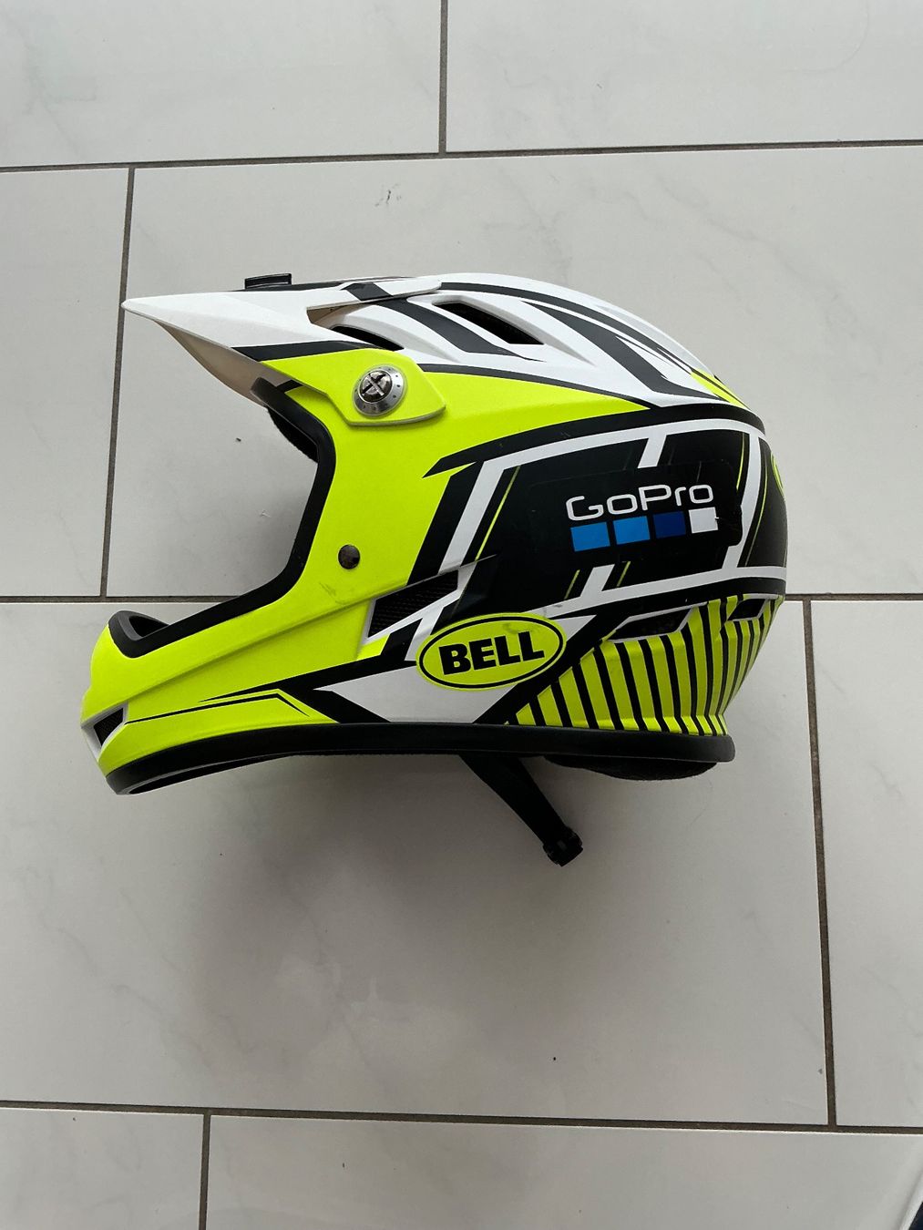 Bell Caschi: Bell Fullface Helm Gr.L – Usato da Biel-Benken BL venduto da Sahra1 2