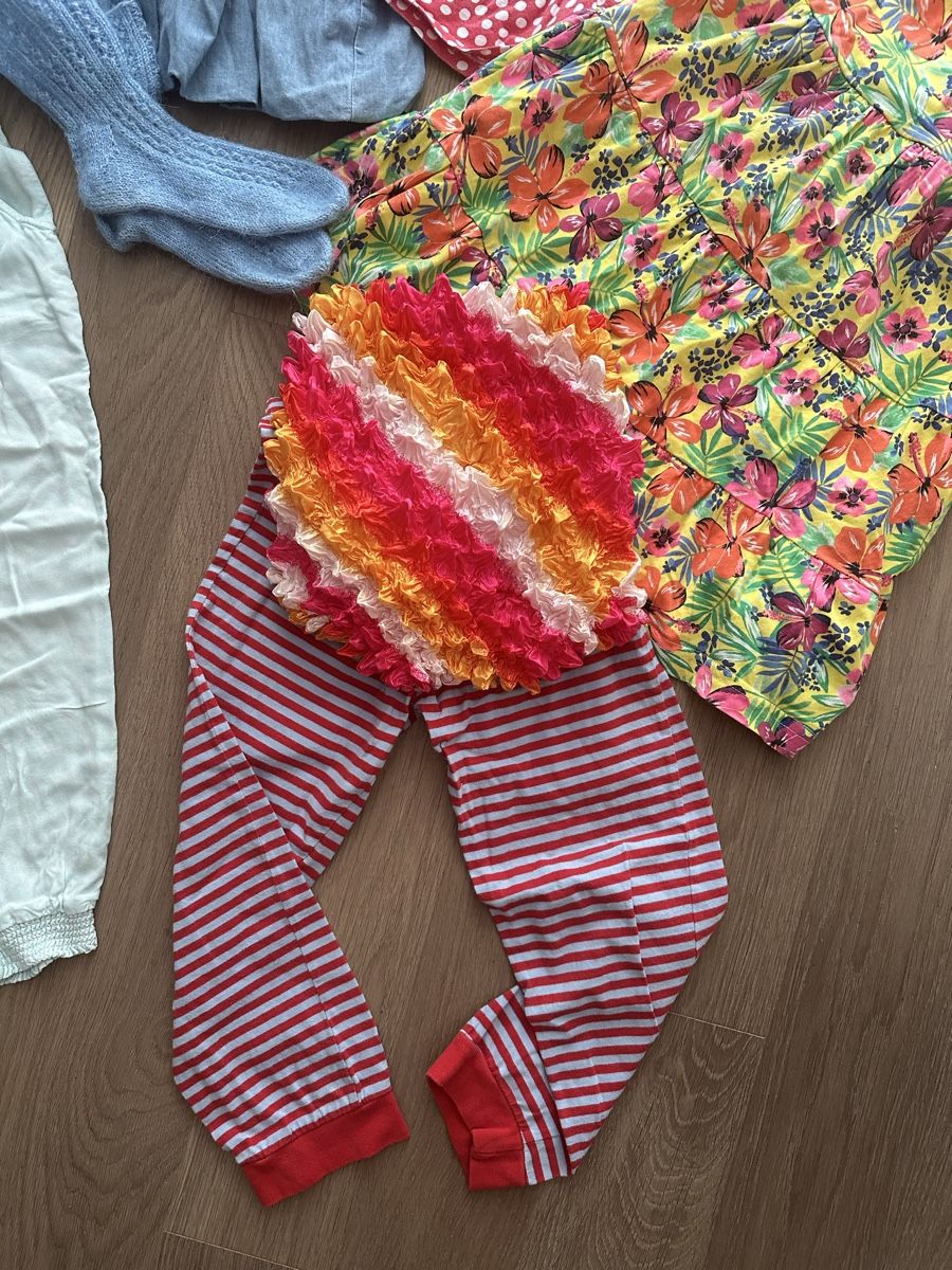 Kleiderpakete & -sets: Kleiderpaket Mädels,  Grösse 116 – Gebraucht aus Zürich von Schoekin 3