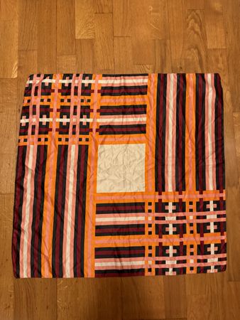 Zara Foulard
