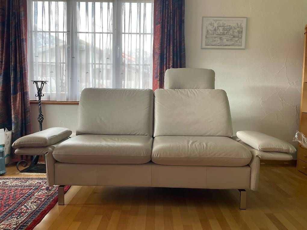 Divani: In Graubünden! 2 moderne Ledersofas hellgrau !  – Usato da Zürich venduto da Azrun77 2