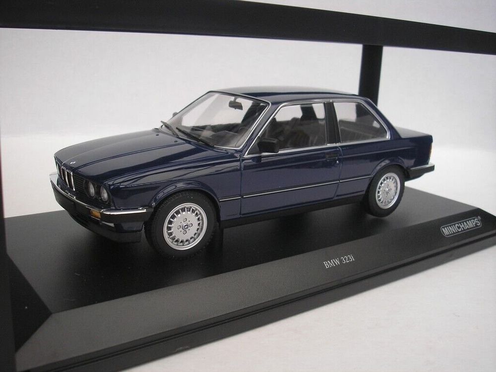 Modèle réduit Bmw 323i (e30) 1982 Blue Metallic 1/18 | Minichamps