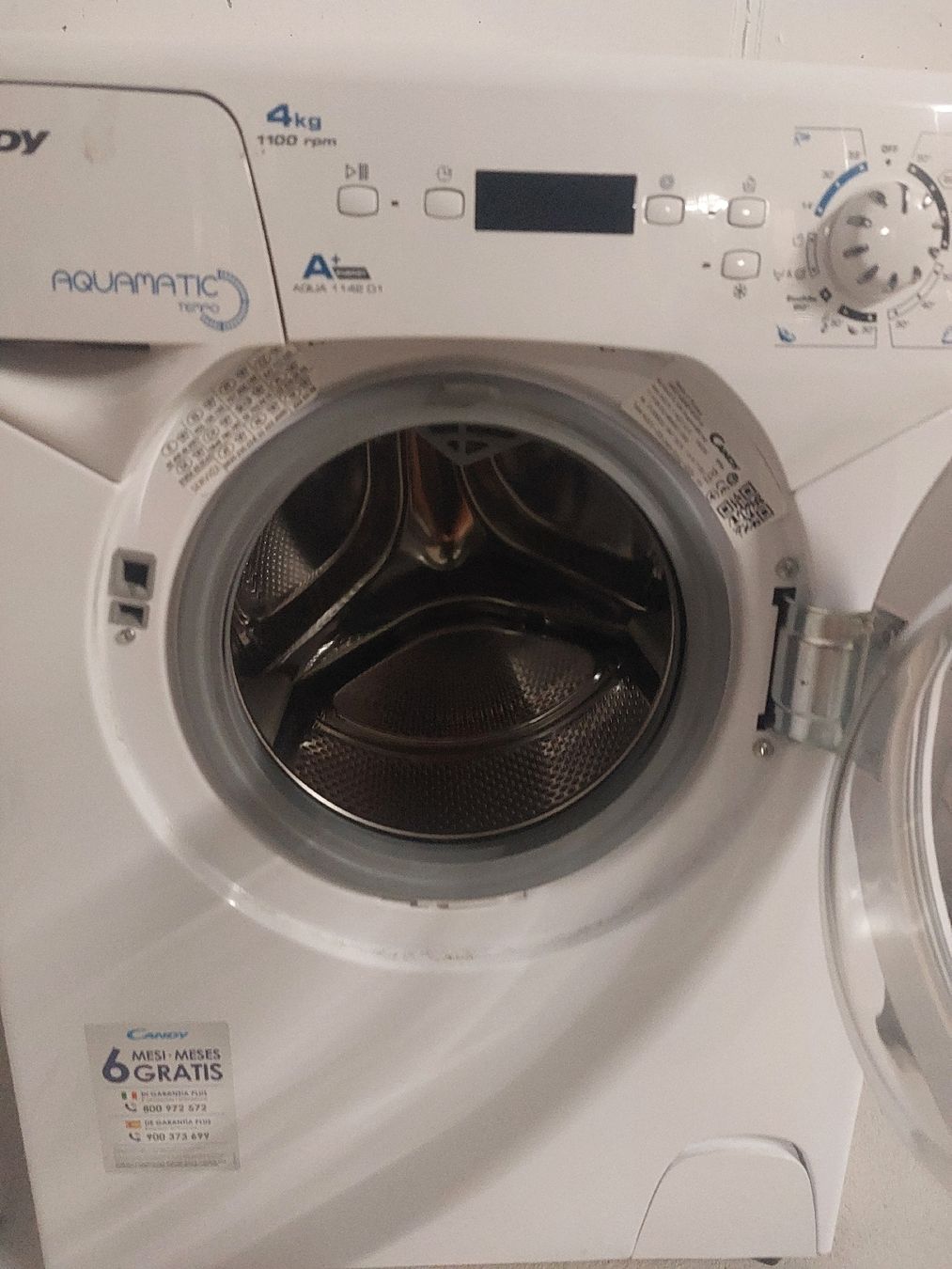 Candy Lavatrici: Candy Waschmaschine Aquamatic 4kg – Usato da Pratteln venduto da romanvoegtlin 2