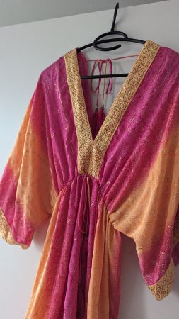 Kunstseide Boho Kleid fabrikneu aus Cannes Glitzer onesize