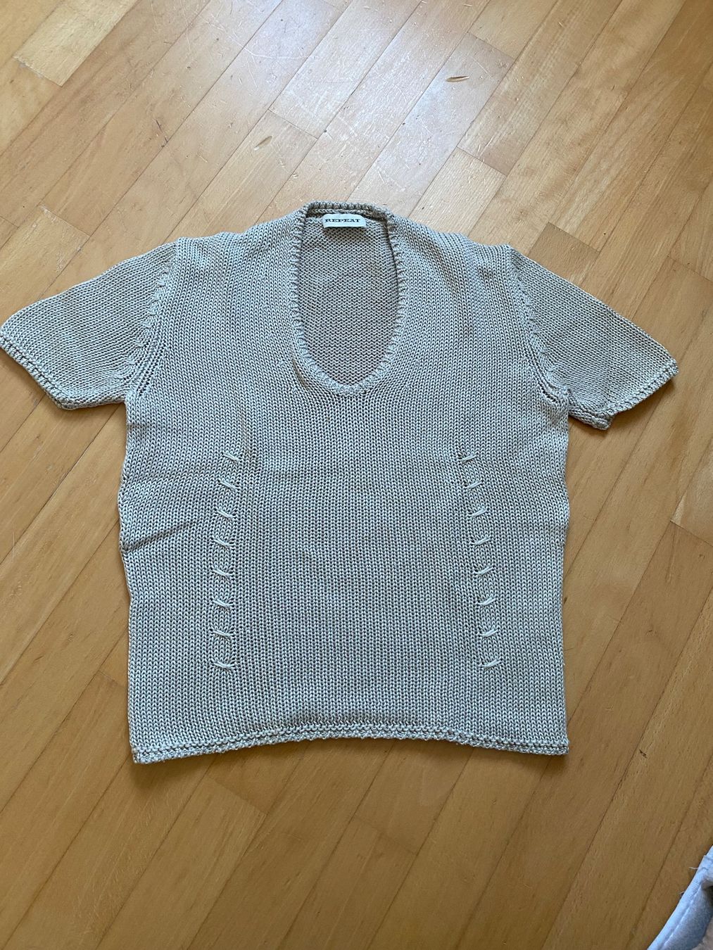 Repeat Pullover & Sweatshirts: Repeat Strickpullover beige Grösse 38 – Gebraucht aus Wallisellen von skorpion-11