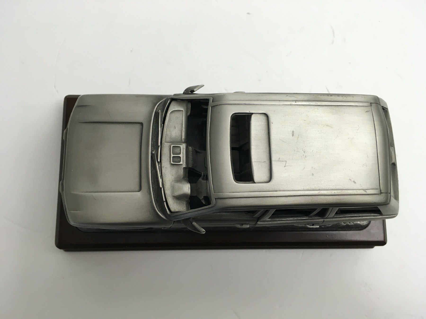 Land Rover Modellini d'auto: RANGE ROVER Originalmodell Vollmetall – Usato da Rheineck venduto da emma.gut 5