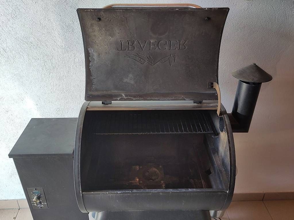 Grills: Traeger Pro 22 Grill - inkl. Abdeckhaube – Gebraucht aus Tegna von and_bgb9 1