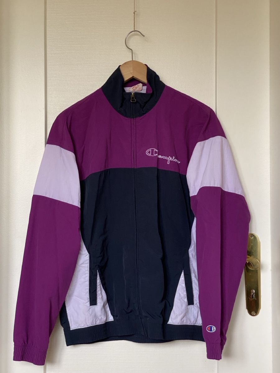 Champion Giacche: Champion Trainingsjacke - Grösse S Ab 10 CHF! – Usato da Münsingen venduto da RARIFY
