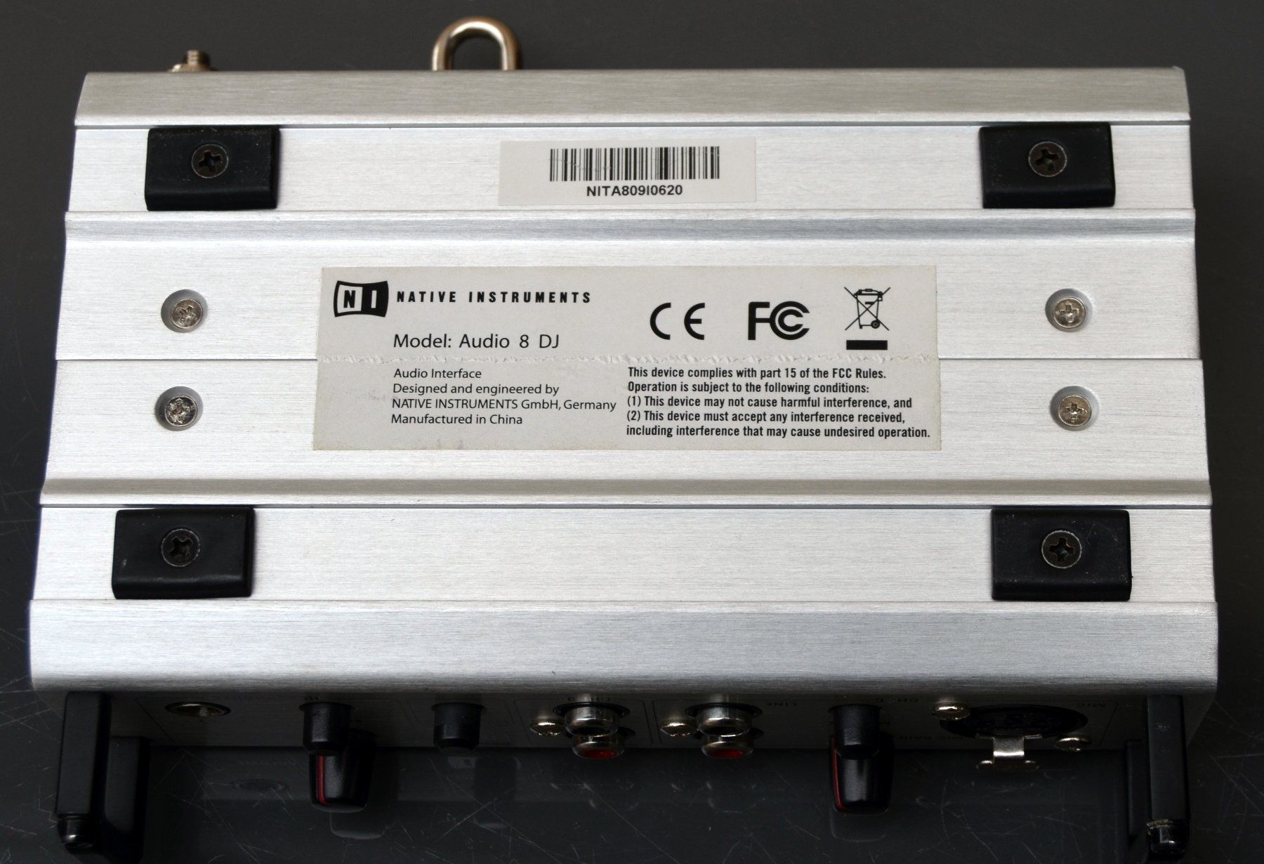 Traktor Attrezzatura per studi di registrazione: Native Instruments Traktor Audio 8 DJ Audiointerface – Usato da Collonges venduto da arashee 4