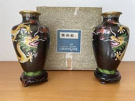 Chinesische Cloisonné Vasen (zwei Stück)