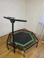Tunturi Trampolin mit Griff guter Zustand.