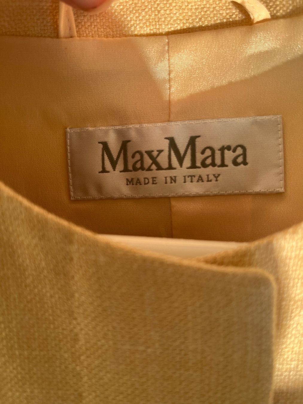 Max Mara Vestes: Max Mara Blazer – D'occasion à Sarnen par HomeFashionArtDesign 1