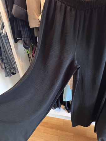 Pantalon large Zara noir taille M en bon état