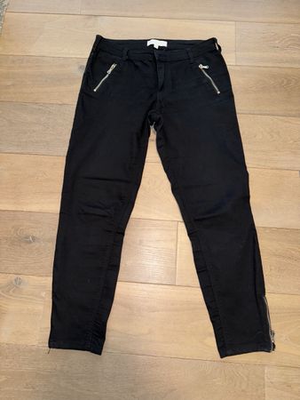 Schwarze Damen Jeans mit Reissverschlüssen S-M