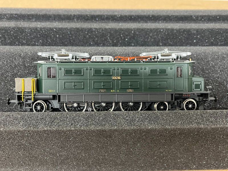 Lemaco Modellini di ferrovie: SBB Ae 3/6 I grün Lemaco DC – Usato da Büsserach venduto da ModellbahnDepot 4