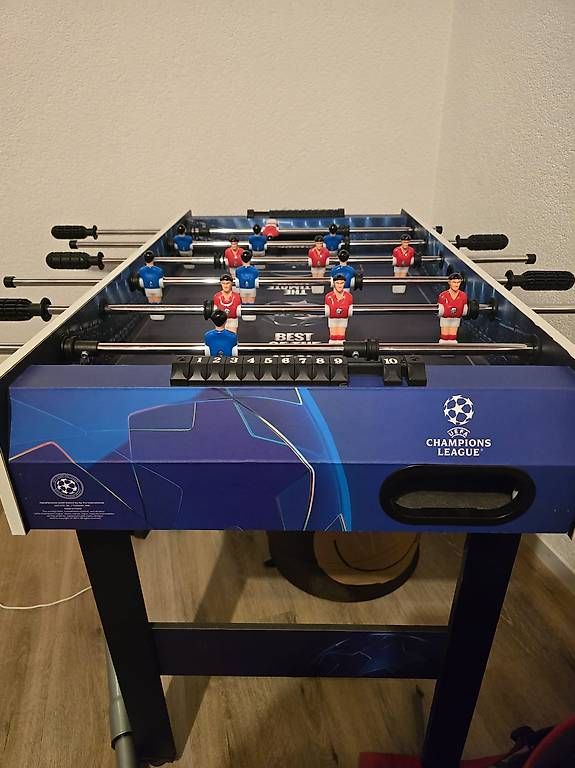 Giocattoli: Kickertisch/Töggelikasten/Tischfussball – Usato da Konolfingen venduto da Jomo7 3